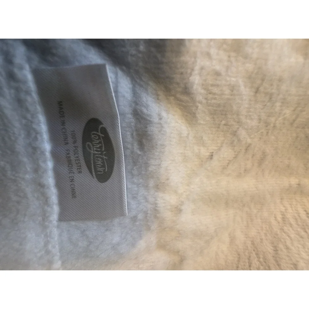 13- plush Quantcast-branded promotional golf towels By Terry Town, light blue
